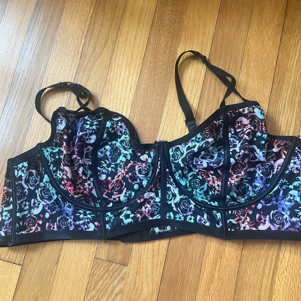 Torrid Black Underwire Bra with Wide Straps and Floral Print